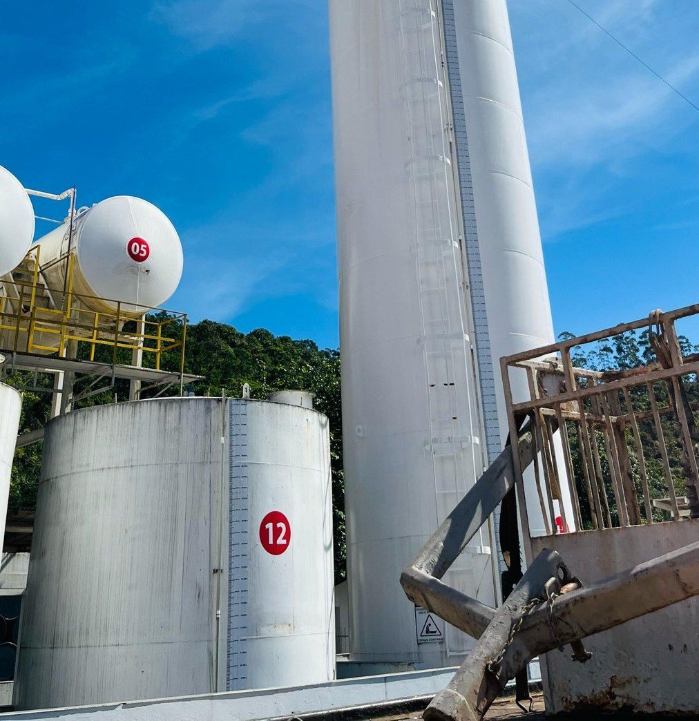 Reservatórios e tanques industriais atendidos pelo Grupo Fiel